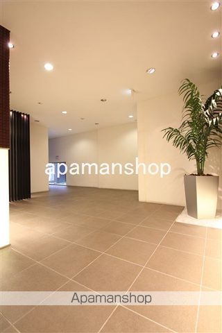地下鉄千日前線 阿波座駅 徒歩3分 12階建 築19年の外観写真