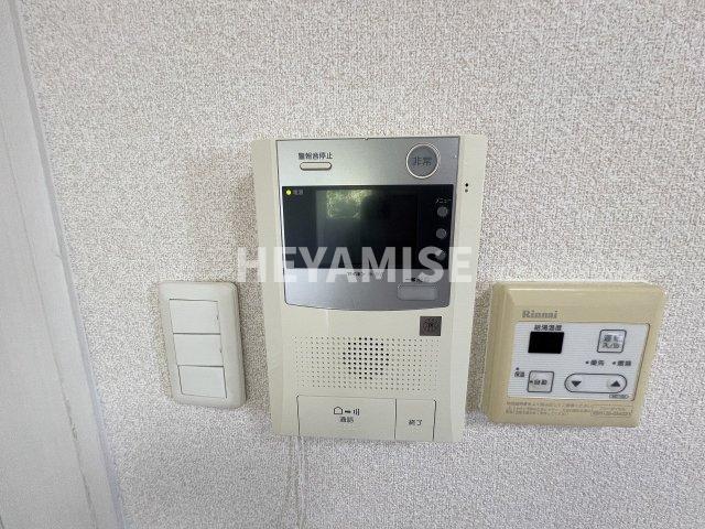 セキュリティ　※室内画像は別号室のもの(反転)