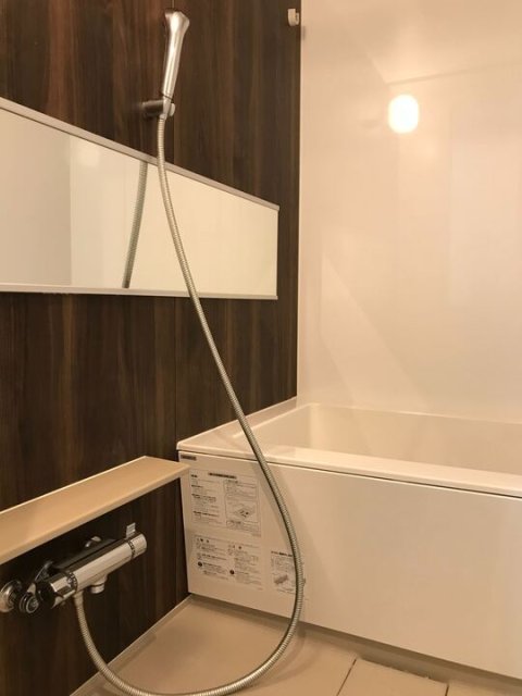 バス・シャワールーム　同物件別号室のものです。