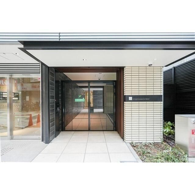 エントランス　建物の内部です