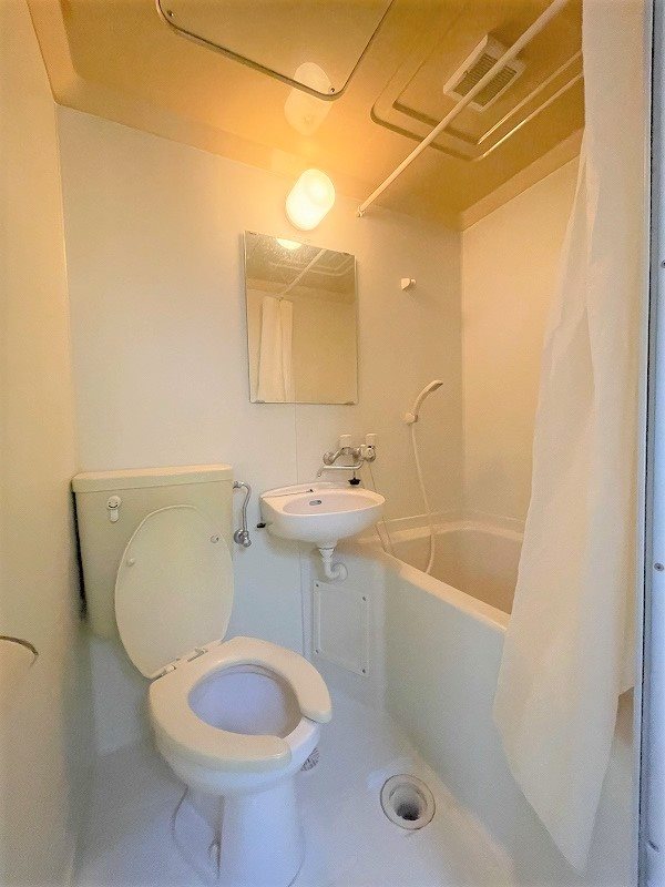 トイレ　退去予定のため別部屋写真使用