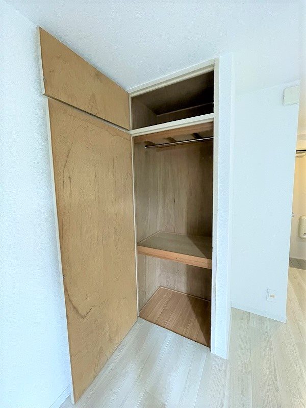 収納　退去予定のため別部屋写真使用