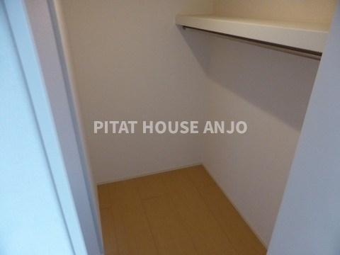 収納　同物件別部屋