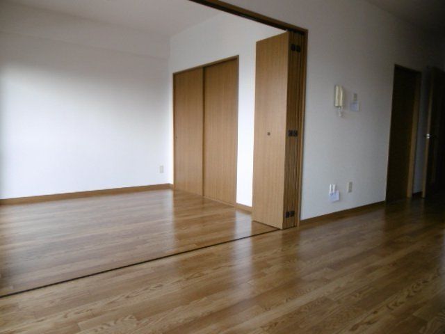 その他部屋・スペース　洋室5帖です。