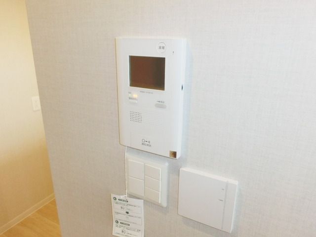セキュリティ　★安心のモニター付インターフォンです★