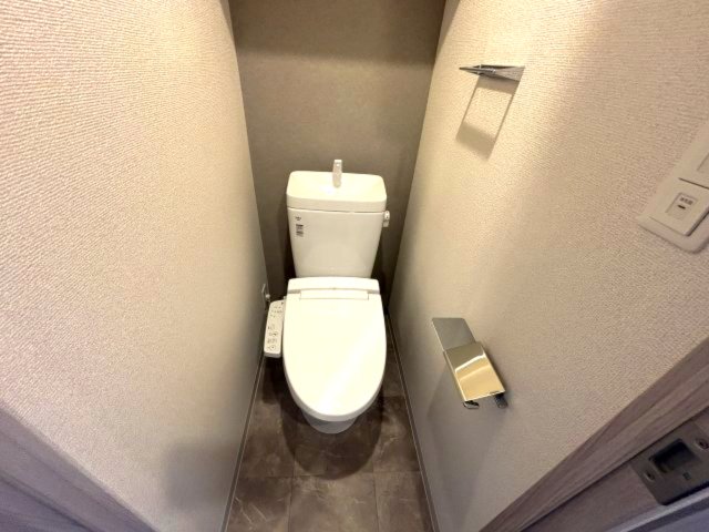 ファーストフィオーレ川西プリモのトイレ写真