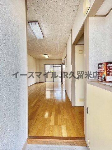 西鉄天神大牟田線 櫛原駅 徒歩20分 3階建 築37年の玄関写真