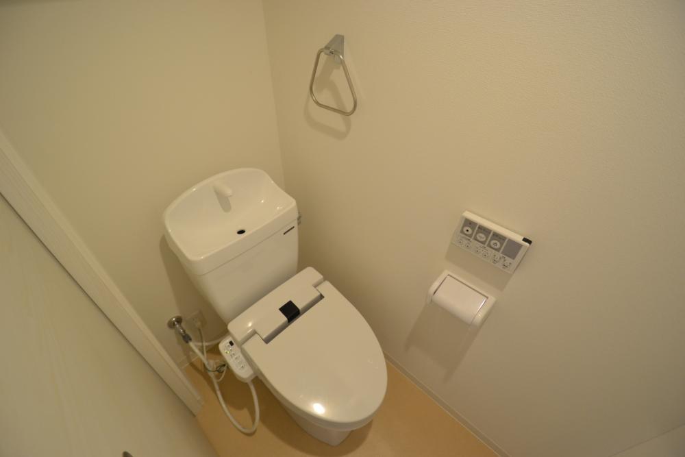 サンクラッソ塚口のトイレ写真