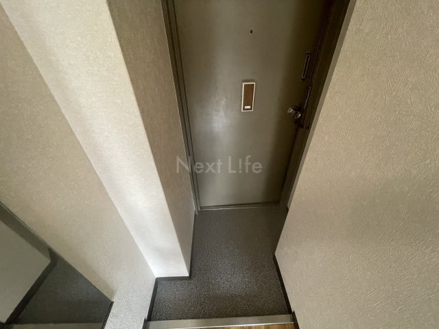 トップルーム横浜の玄関写真