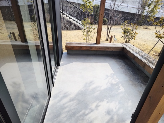 庭　※別部屋の写真です