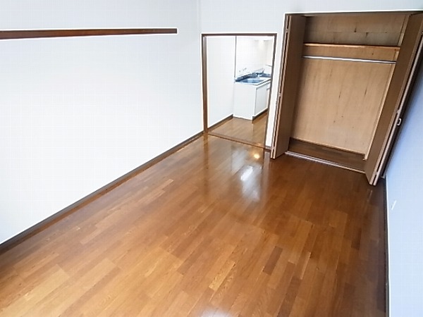 MKパルの居間写真