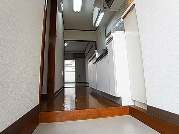 MKパルの玄関写真