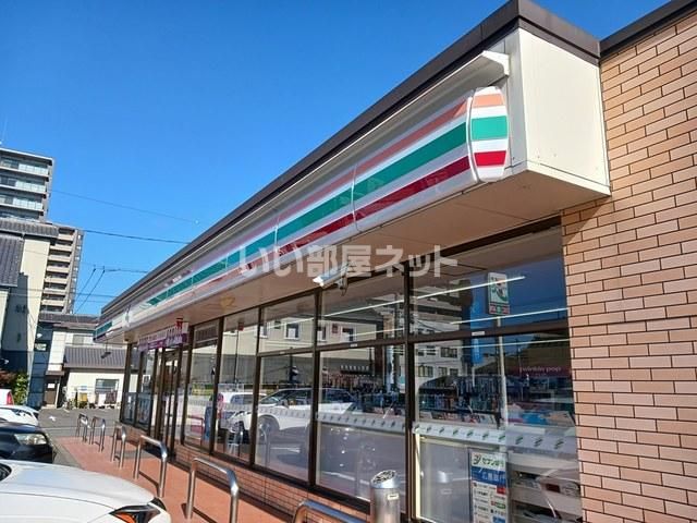コンビニ　セブンイレブン福山光南3丁目店（コンビニ）まで525m