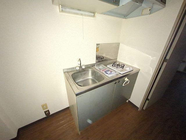 ワンズハウスWESTのキッチン写真