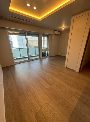 プラウド渋谷東の居間写真