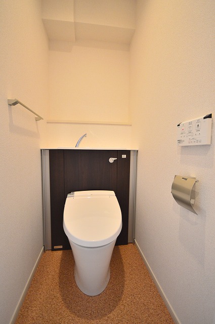 トイレ　清潔感のあるトイレです。