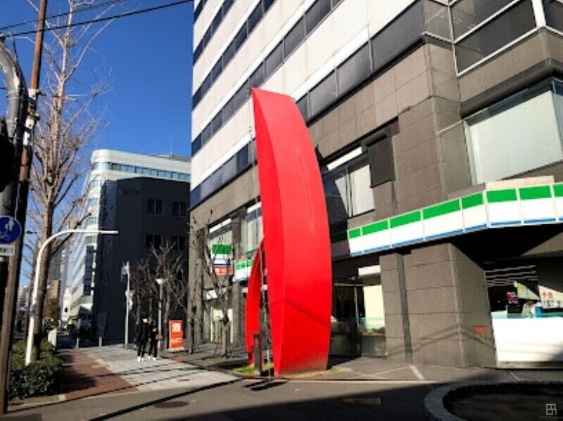 コンビニ　ファミリーマート西本町なにわ筋店（コンビニ）まで83m