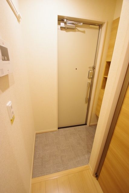 玄関　同施工会社イメージ写真