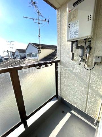 バルコニー　同じマンションのお部屋写真です。