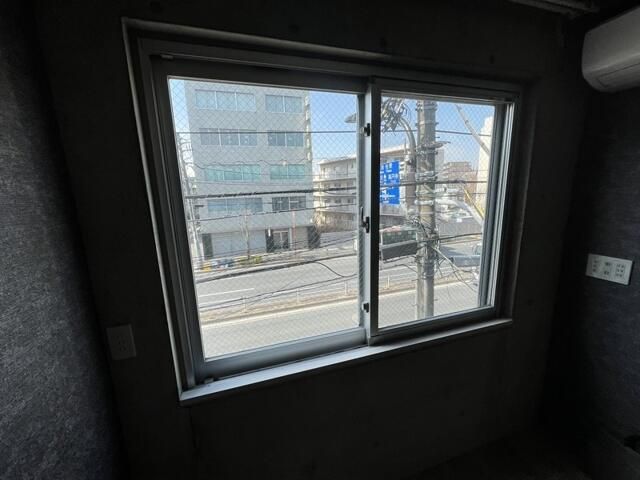 ＪＲ総武線 荻窪駅 徒歩5分 4階建 築14年の居間写真