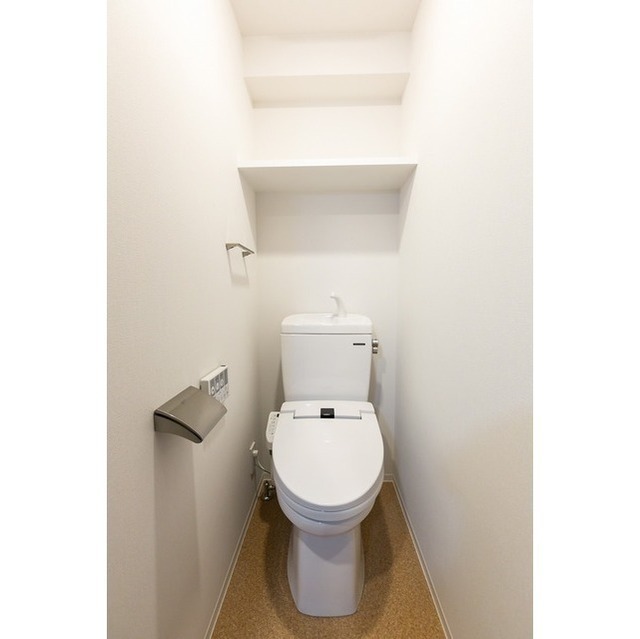 ラクラス中野富士見町のトイレ写真