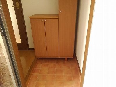 サニーガーデンの玄関写真