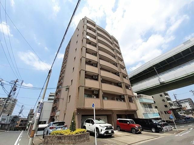 アゲート 白壁の外観写真