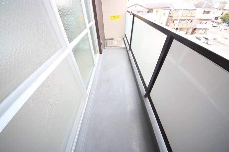 地下鉄今里筋線 新森古市駅 徒歩5分 6階建 築46年の内装写真