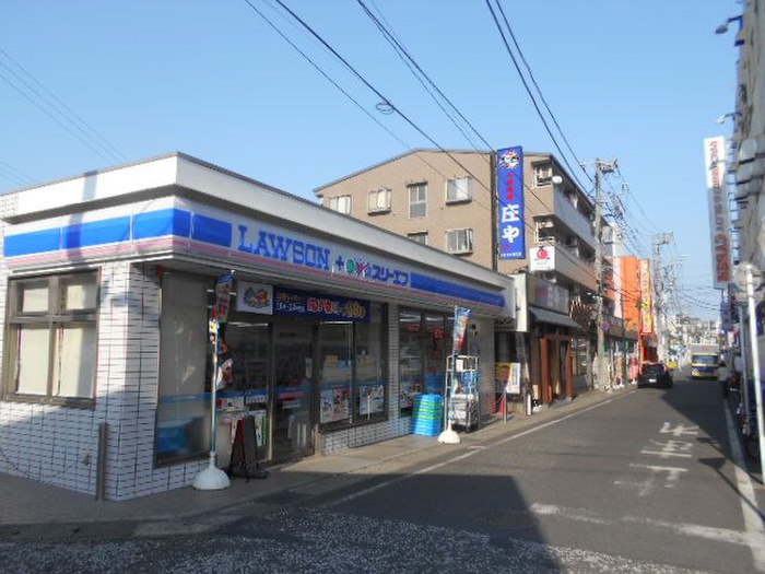 コンビニ　ローソン・スリーエフ（コンビニ）まで121m