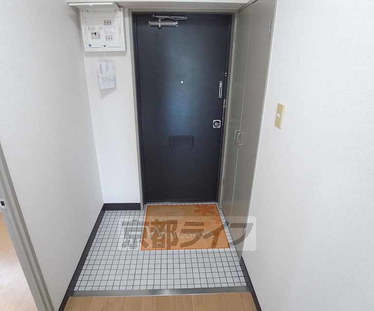 ドエル修学院の玄関写真