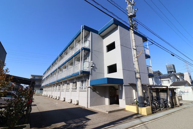 プチグレイス野々市の外観写真
