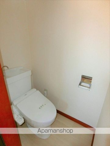ストリート1・2のトイレ写真