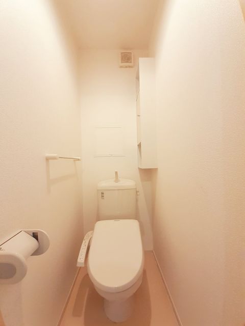 ＪＲ両毛線 駒形駅 徒歩29分 2階建 築15年のトイレ写真