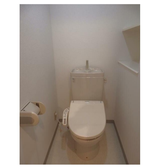インカウンターマンションのトイレ写真