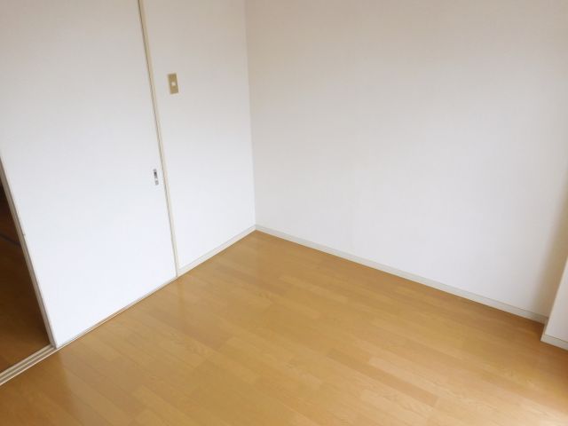 サンワロイヤルマンション2号館の内装写真