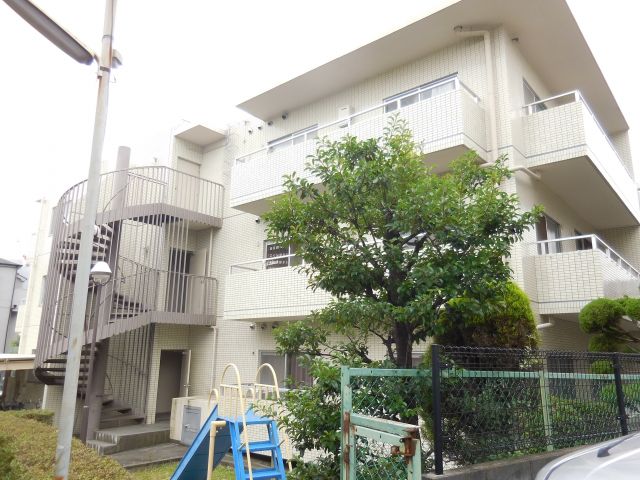 サンワロイヤルマンション2号館