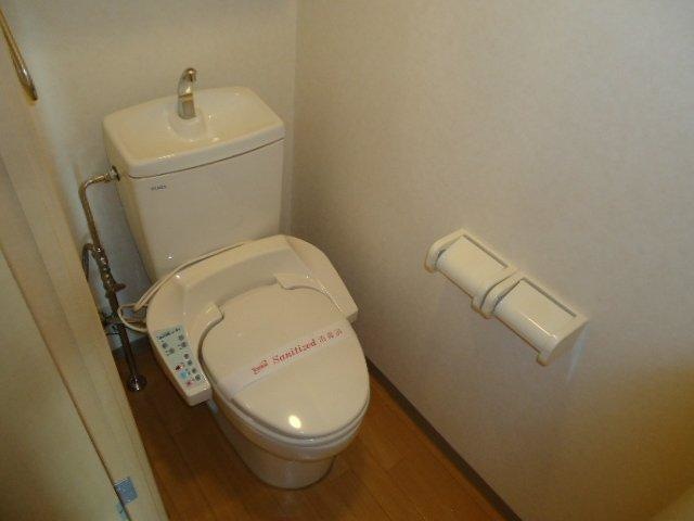 トイレ　シャワー付
