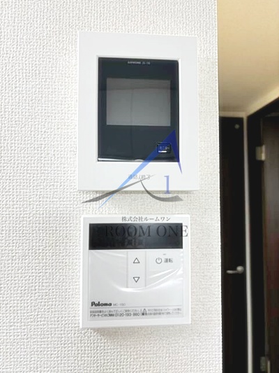セキュリティ　モニター付きインターホンです。