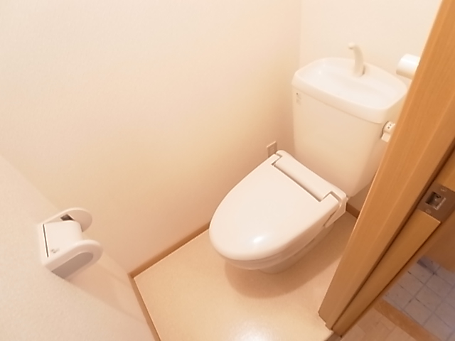 トイレ　別部屋参考写真