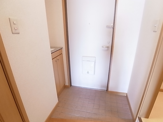 玄関　別部屋参考写真