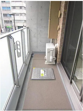 バルコニー