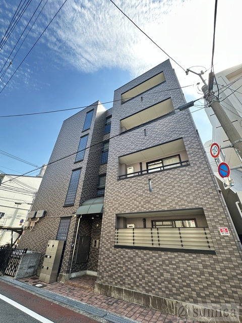 建物外観　ネットは無料で利用可能です♪