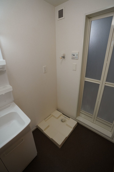 その他　同じ建物の別のお部屋