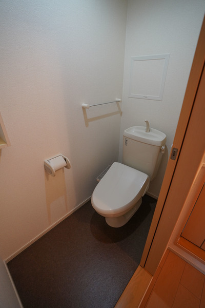 トイレ　同じ建物の別のお部屋