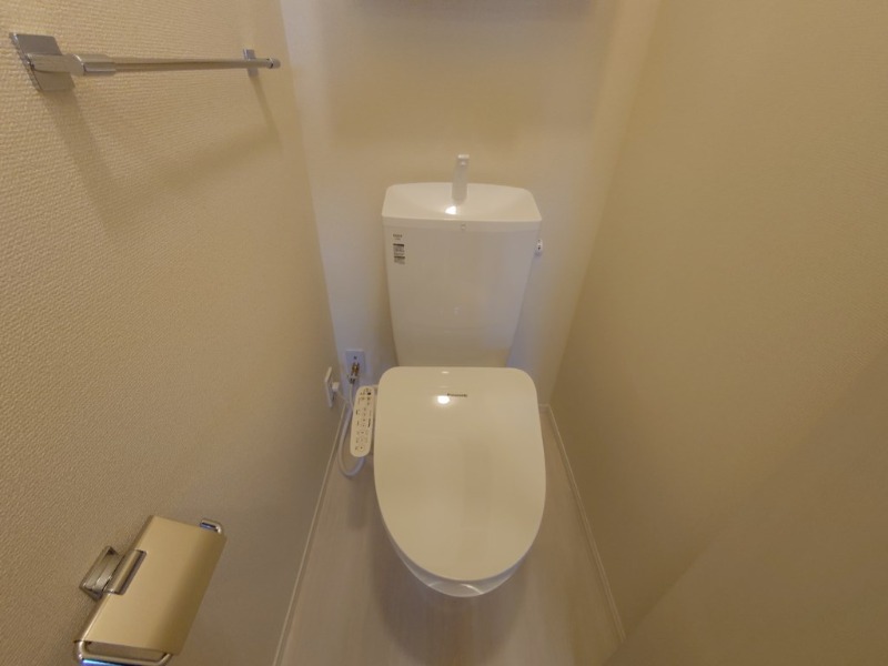 天竜浜名湖鉄道 常葉大学前駅 徒歩74分 3階建 築3年のトイレ写真
