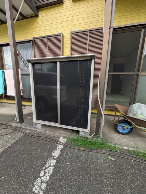 その他設備　アウトドア用品などの収納に便利な物置がございます！