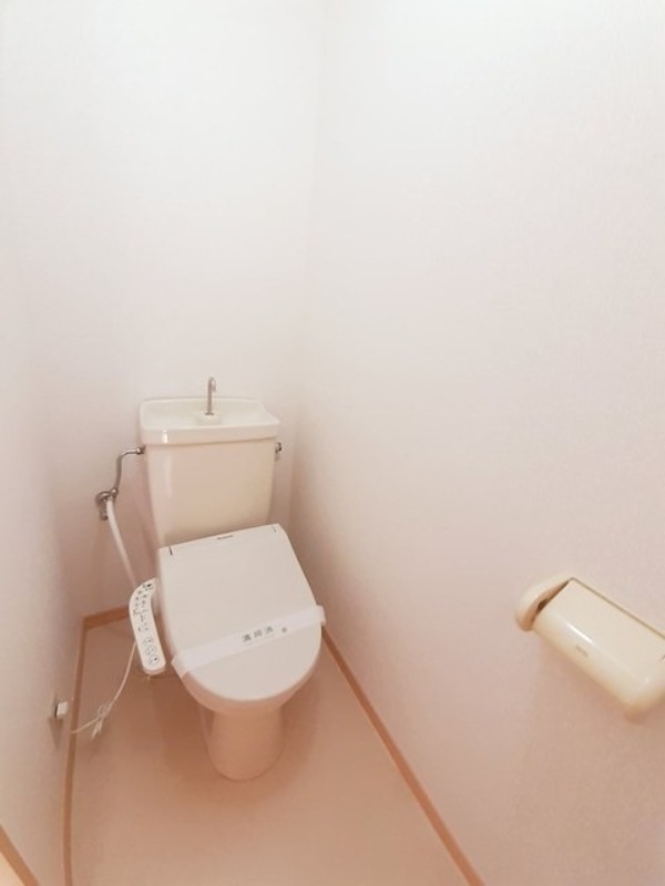 トイレ　図面と現状に相違がある場合には現状を優先