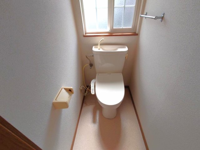 アクティブ・アースのトイレ写真