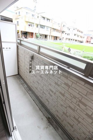 地下鉄御堂筋線 江坂駅 徒歩13分 3階建 築6年の内装写真