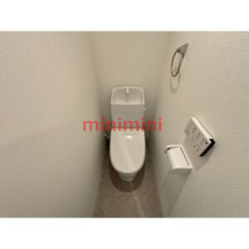 阪急千里線 豊津駅 徒歩2分 3階建 築1年のトイレ写真